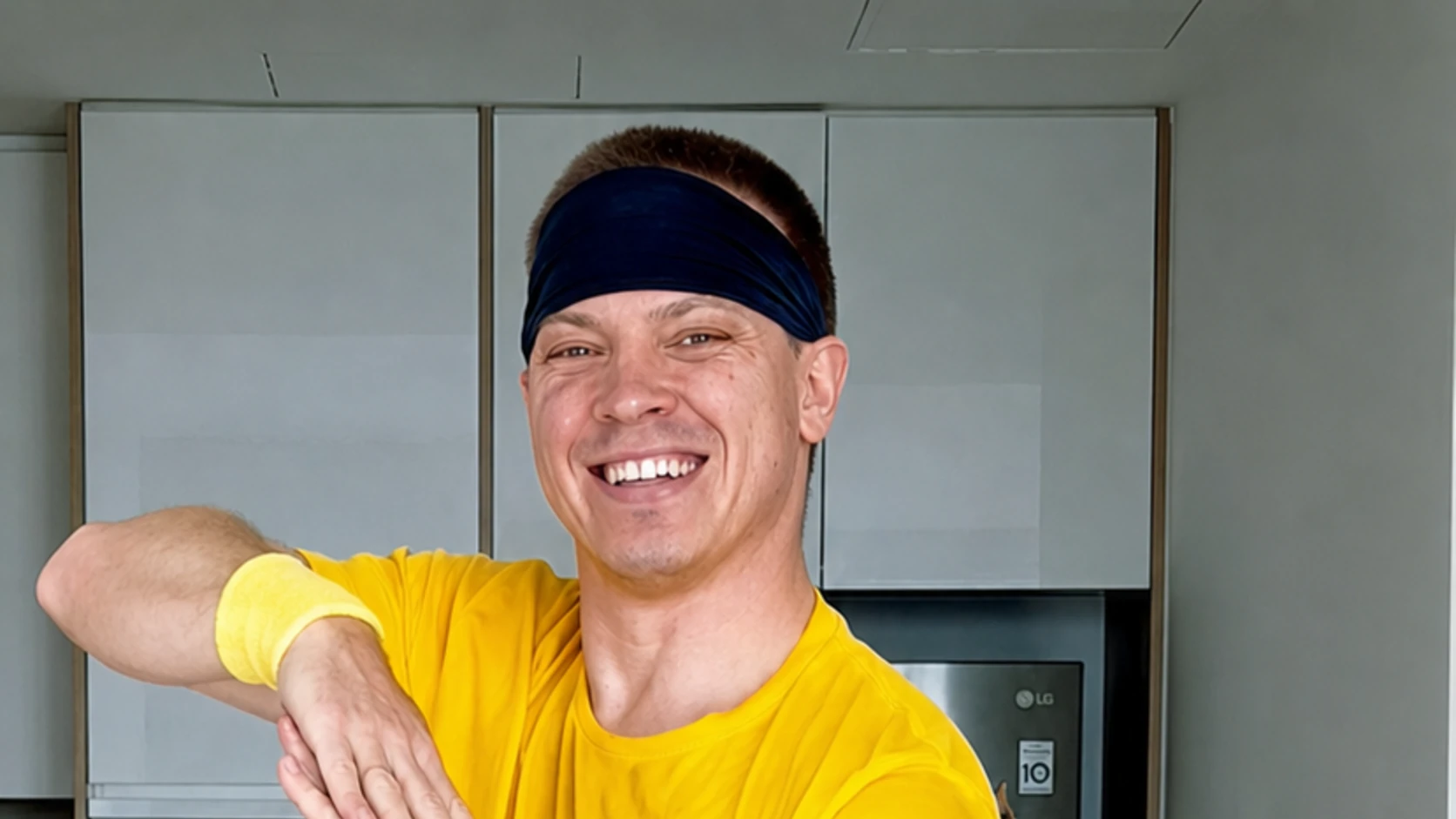 Dopamine Steps host doing an easy side step in a calm living room