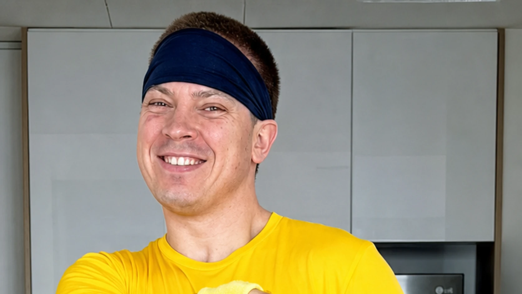 Dopamine Steps host walking in a kitchen at a comfortable pace